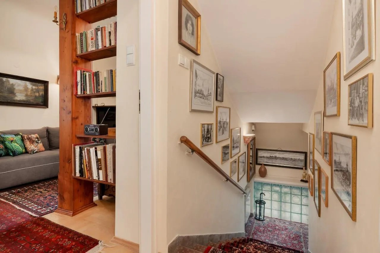 Atmospheric Apartment Next To Warsaw Old Town Square By Noclegi Renters 0*,  Poland