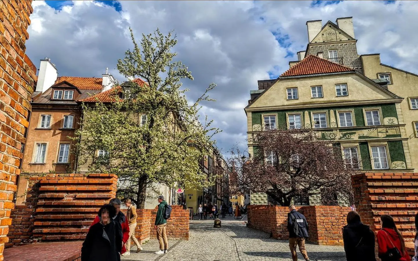 Atmospheric Apartment Next To Warsaw Old Town Square By Noclegi Renters Poland